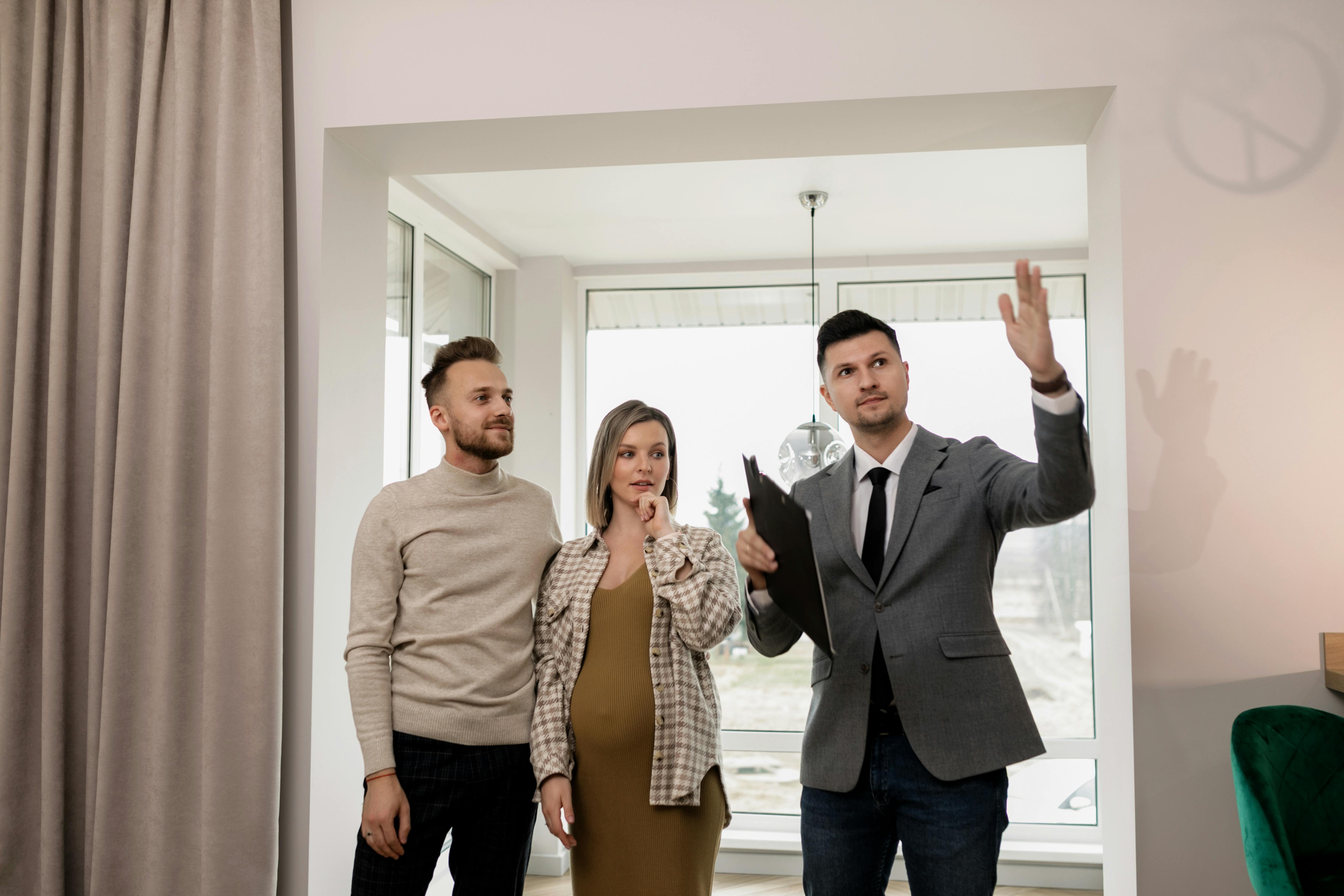 Buy a Property in Athens: Legal Process and Market Overview