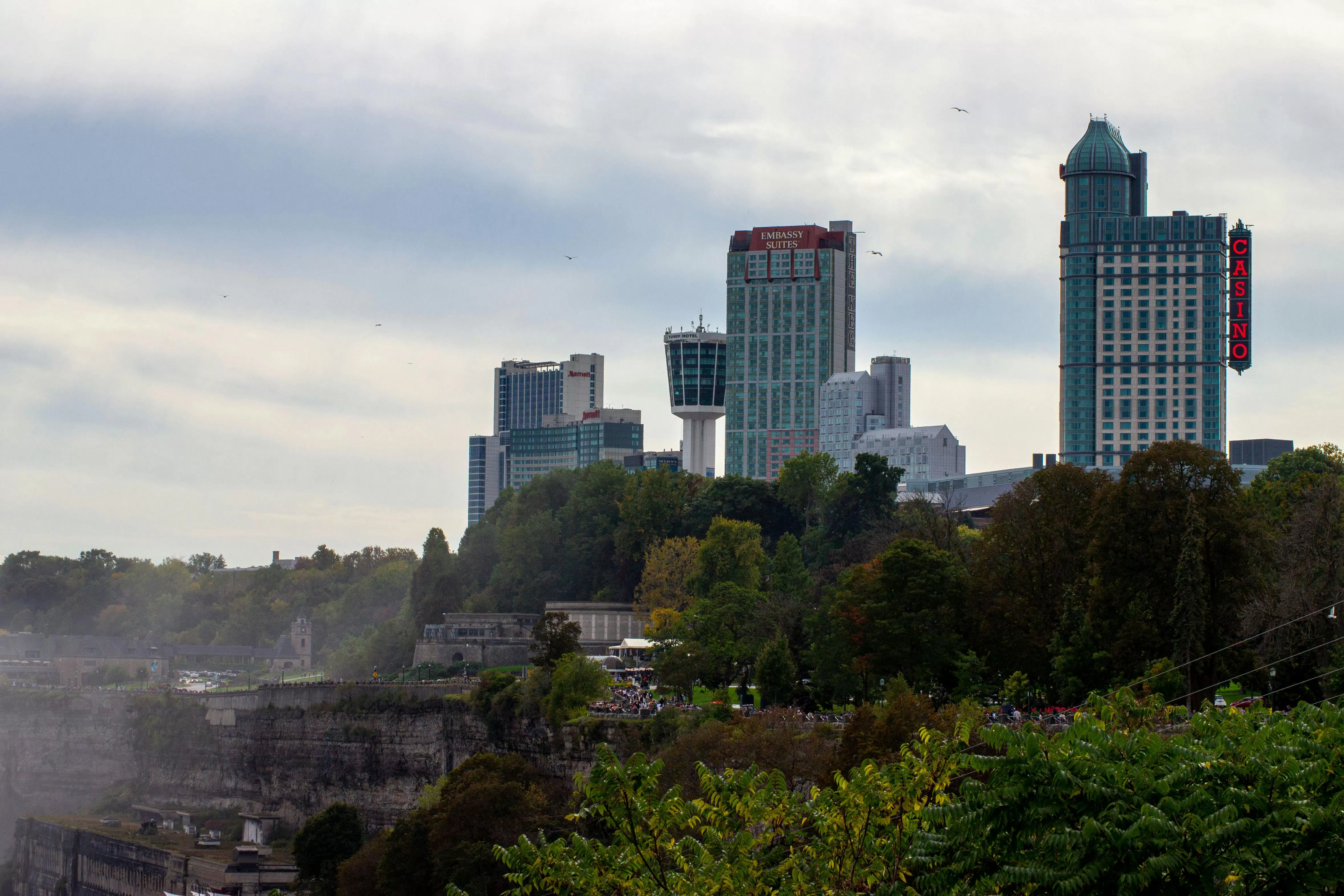 Buy a Property in Canada: Steps for Foreign Buyers and Costs