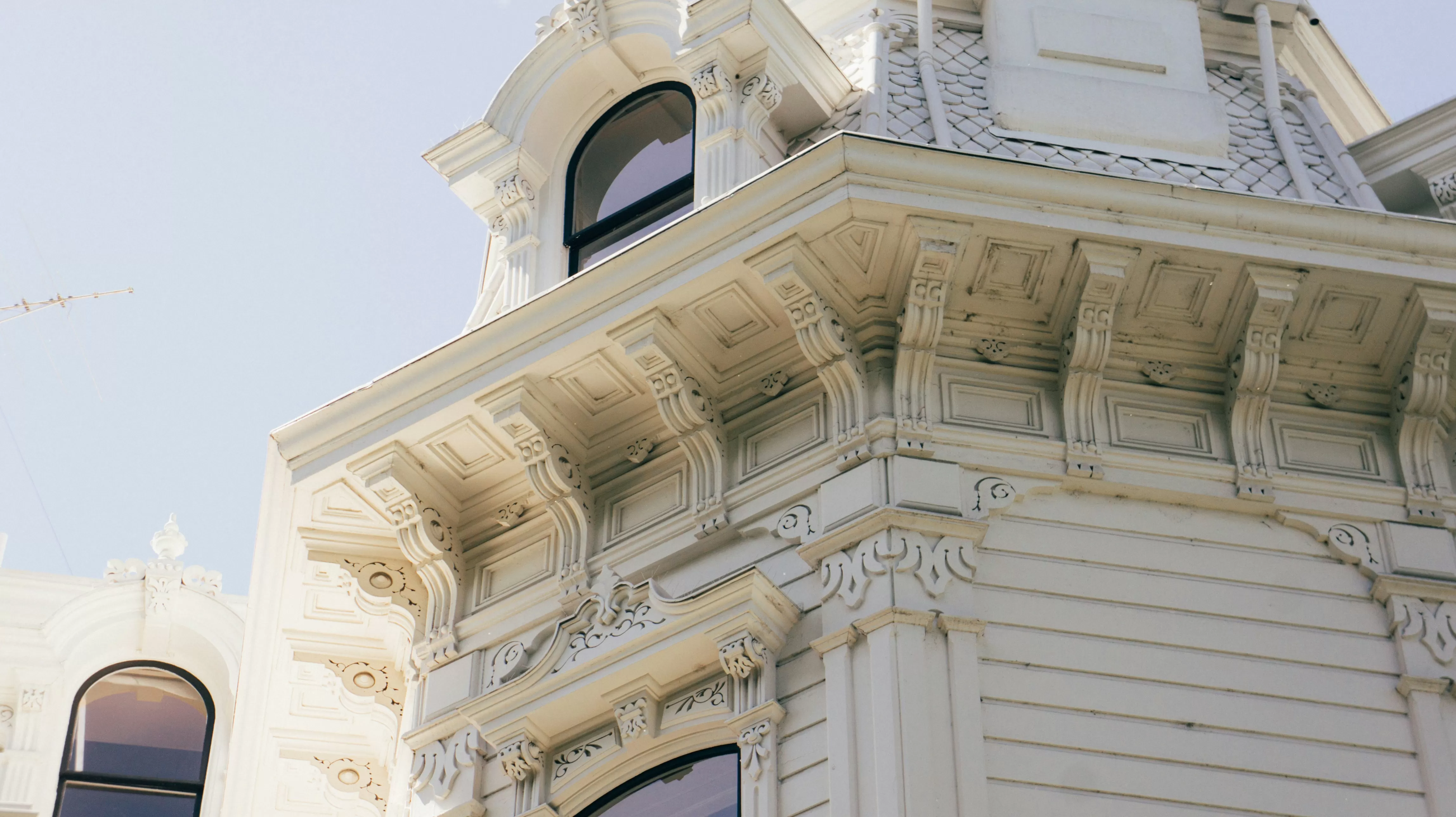Buy Victorian House UK - Complete Buyer Guide