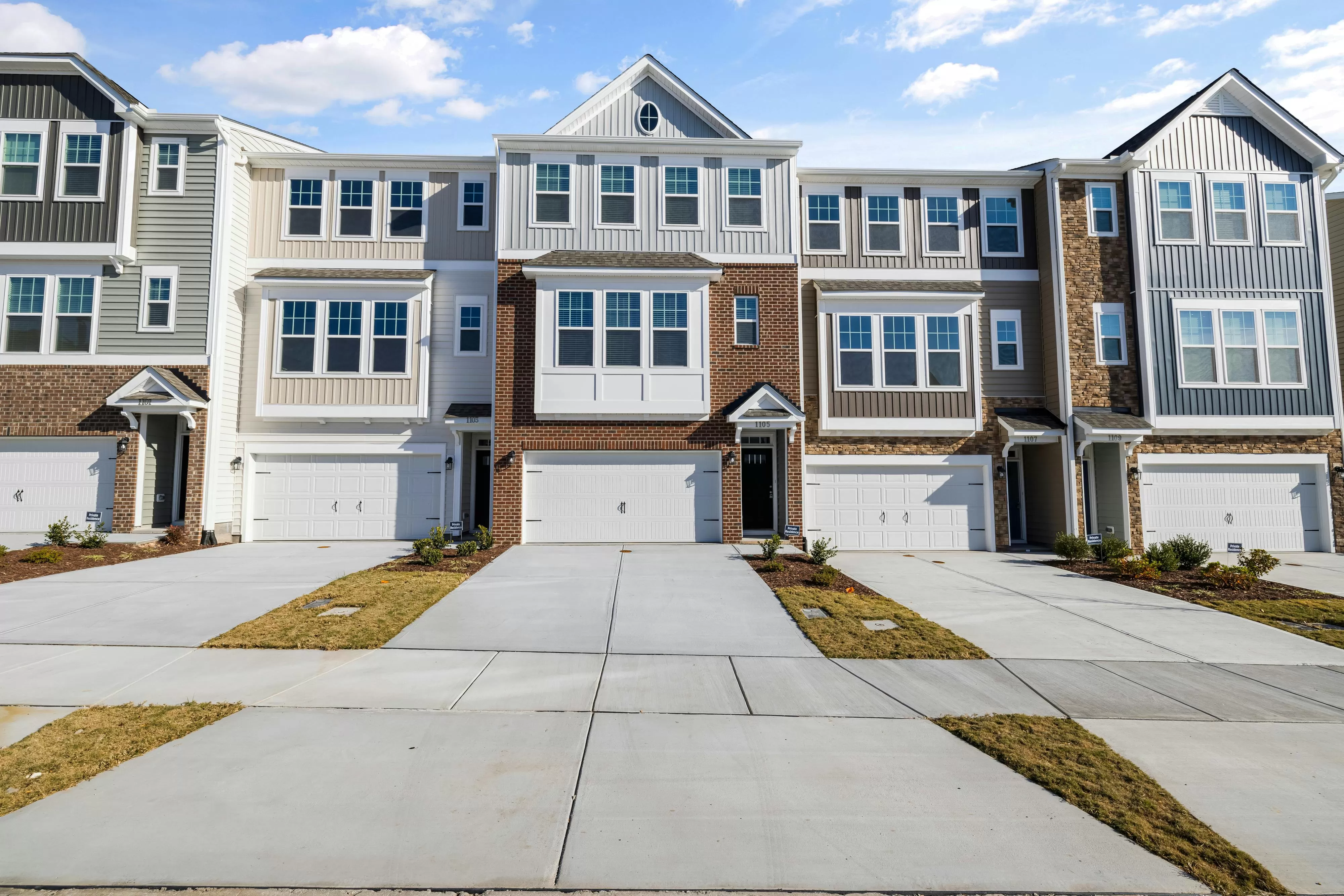 Buying a New Build Home Checklist: Costs, Warranties, and Documentation