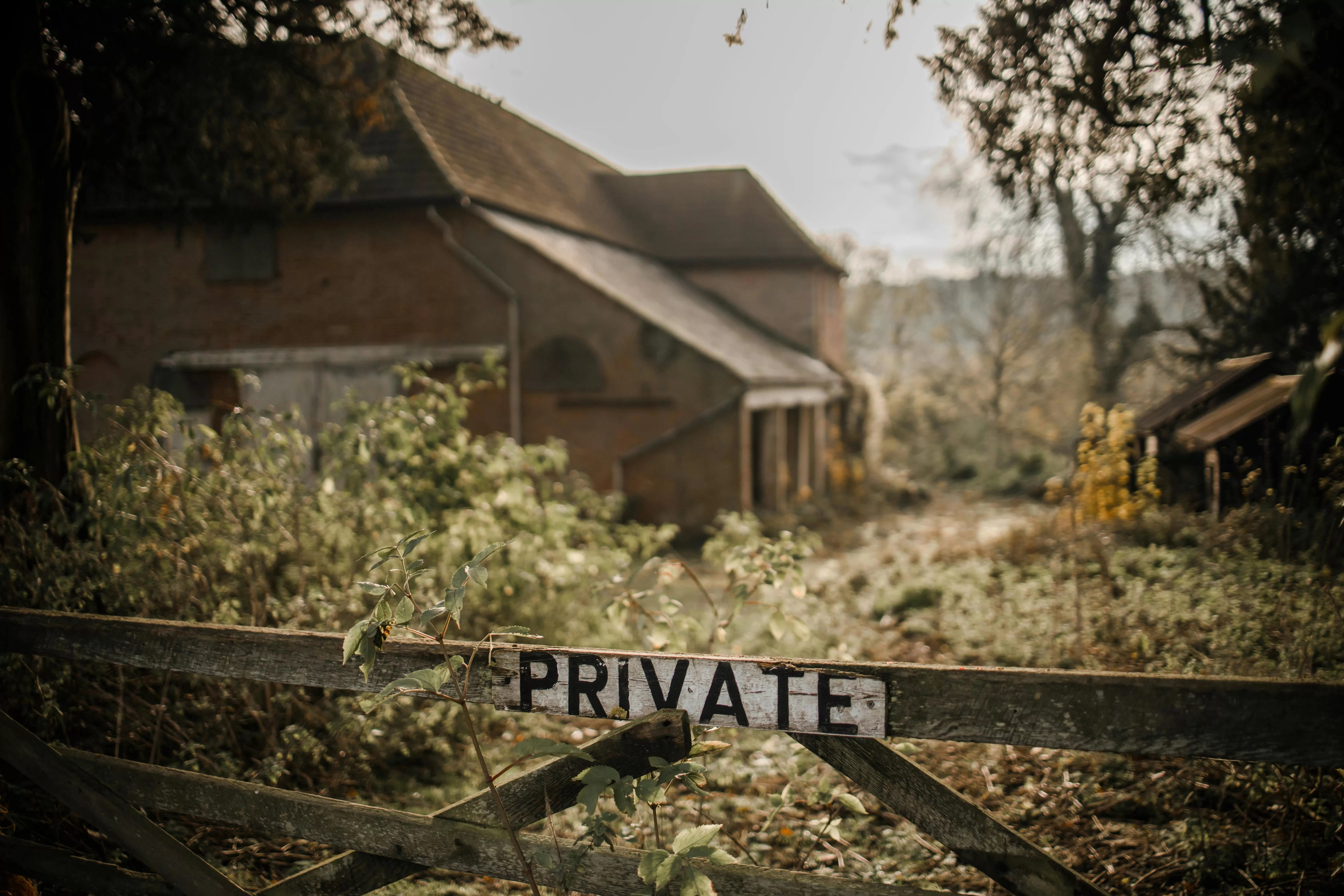 Buying a Rural Property in Victoria: What First Time Buyers Must Check