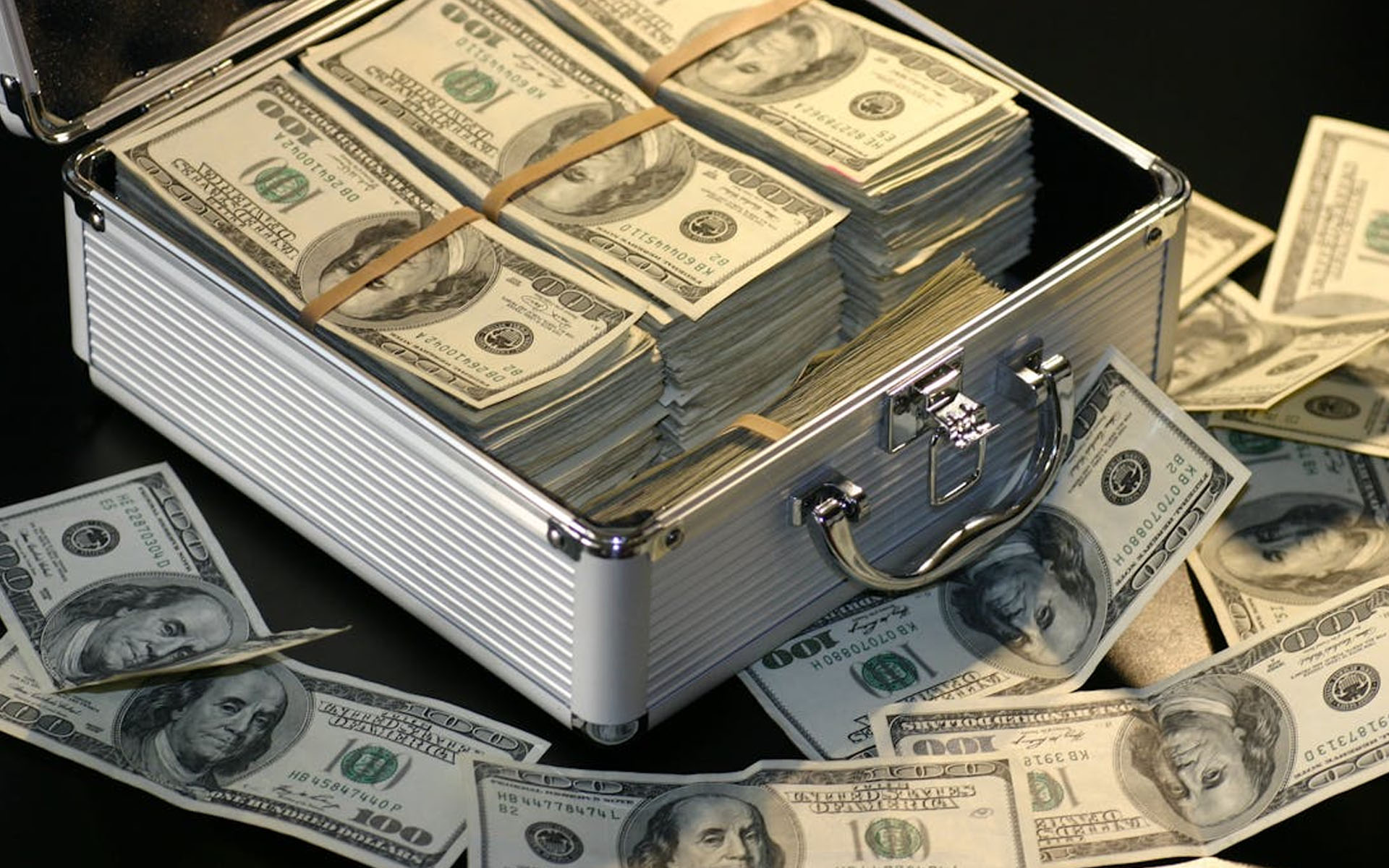 Buying Property in Dubai with Cash: What You Need to Know