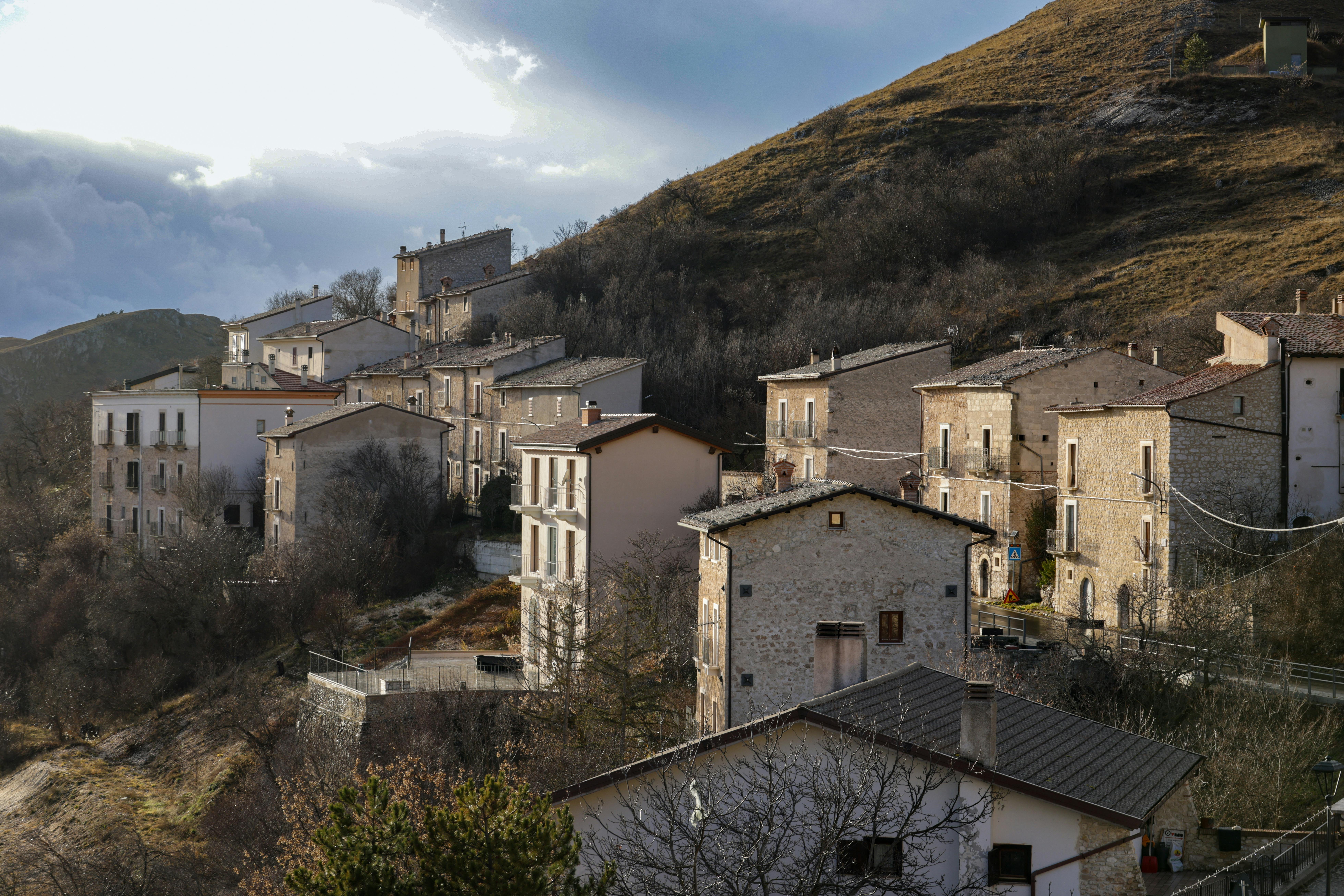 Buying Property in Italy: Mortgage Options and Eligibility Rules