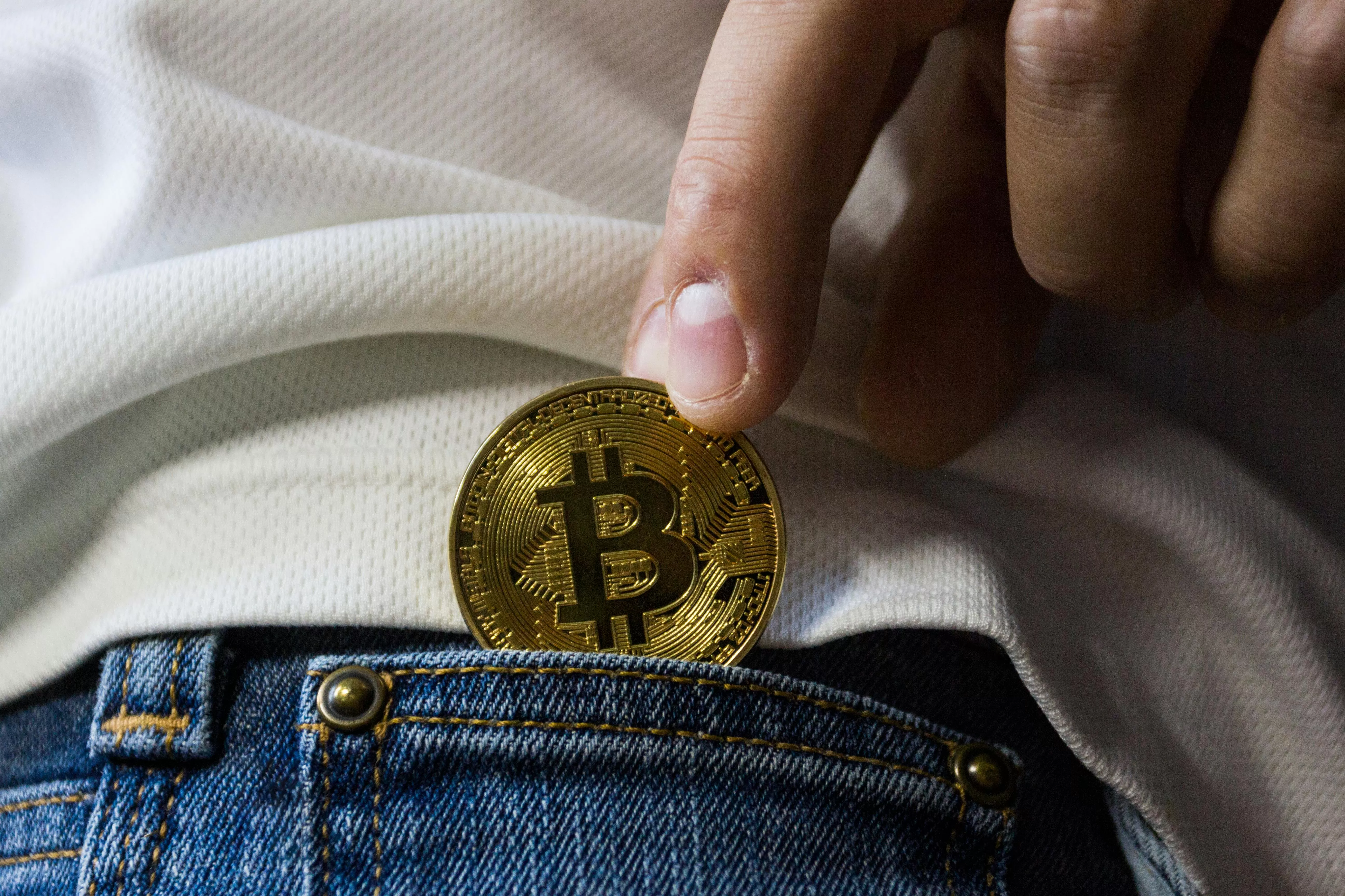Buying Property with Crypto in the UAE: Complete Guide for 2025