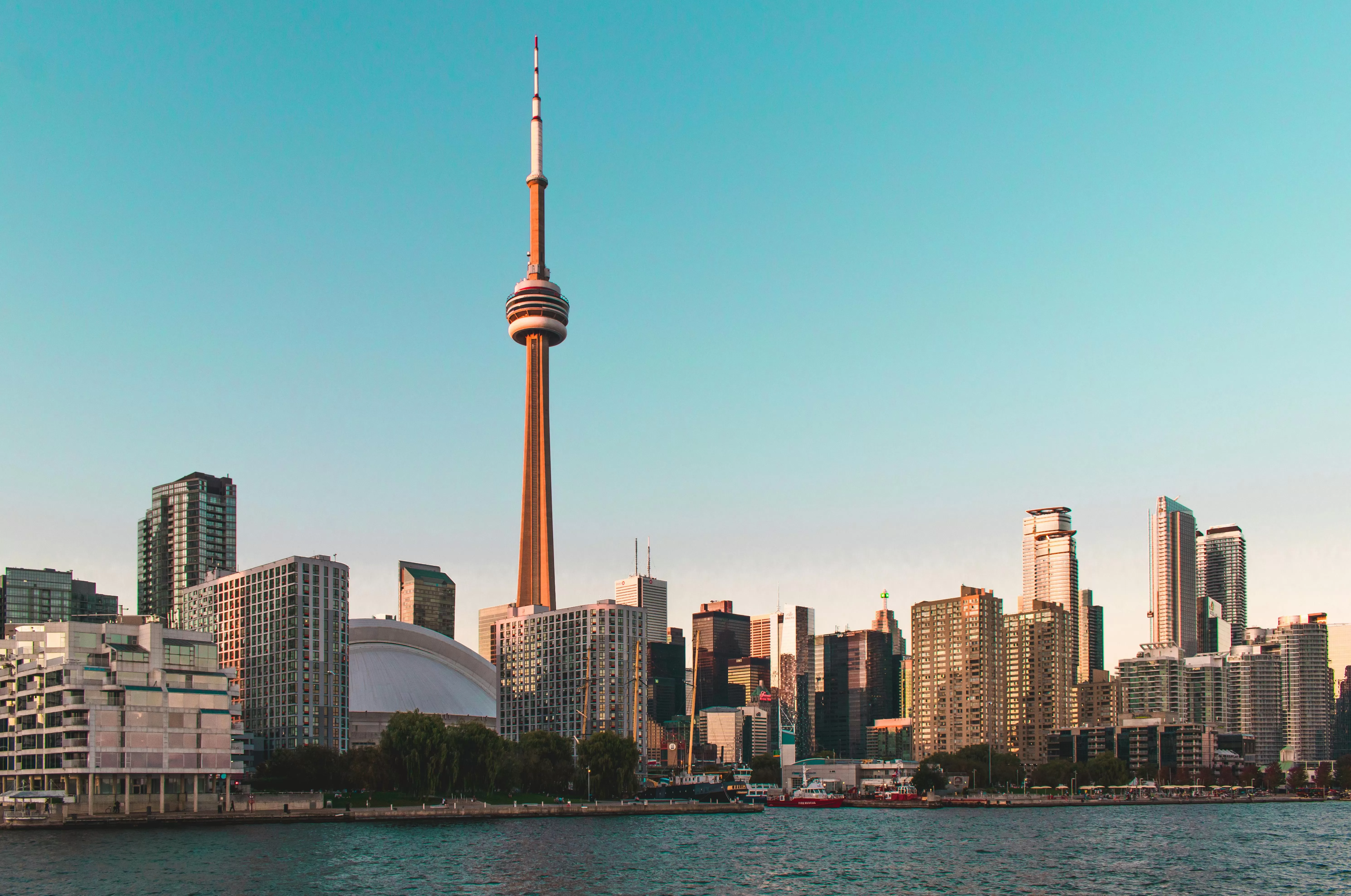 Can I Buy Property In Canada As A UK Citizen - Eligibility And Buying Process