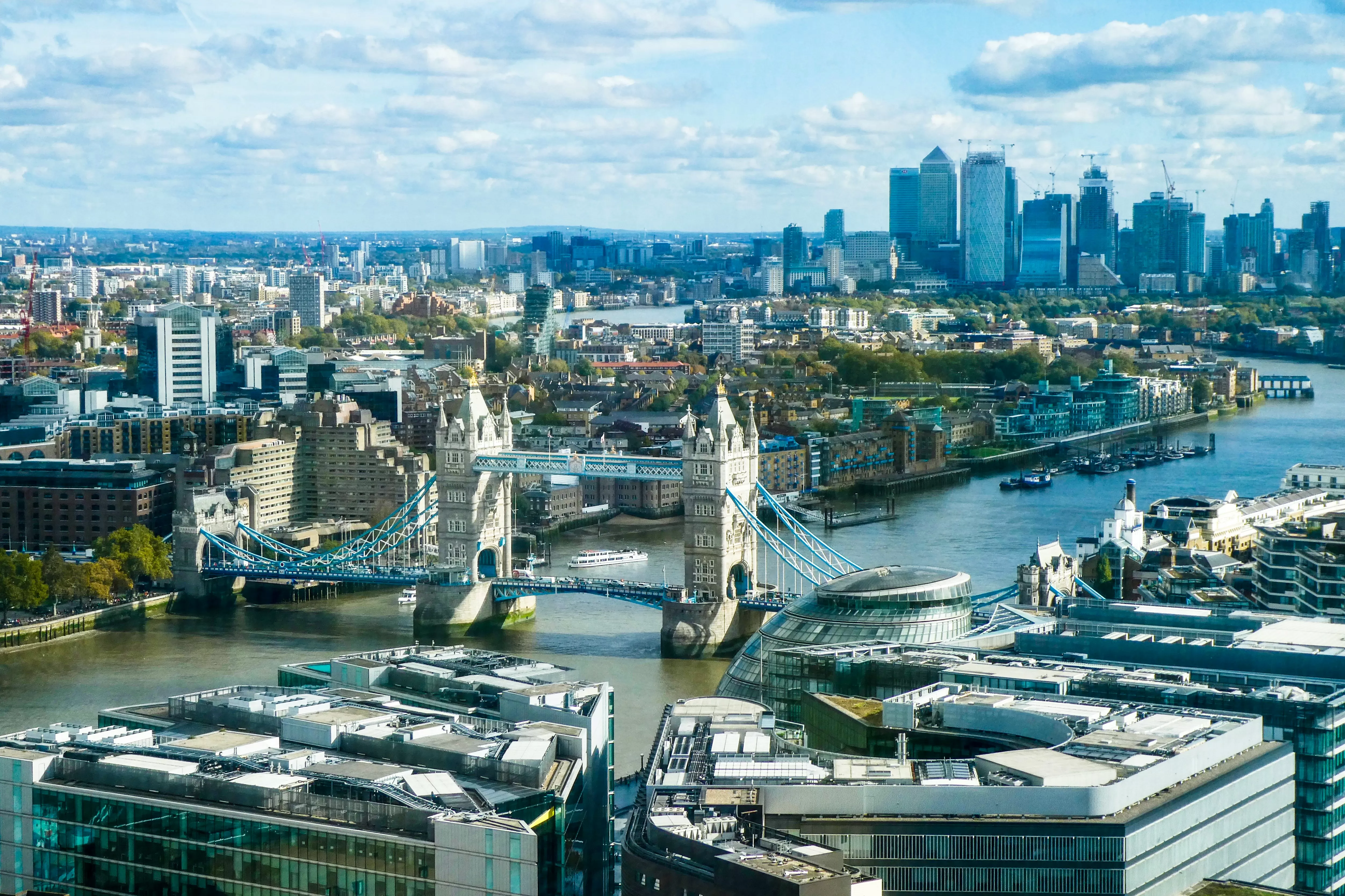 Can I Buy Property in UK on Visit Visa: Step by Step Process for Foreign Investors