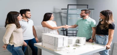 Coastal vs. City Living: Where to Buy Property in Newport