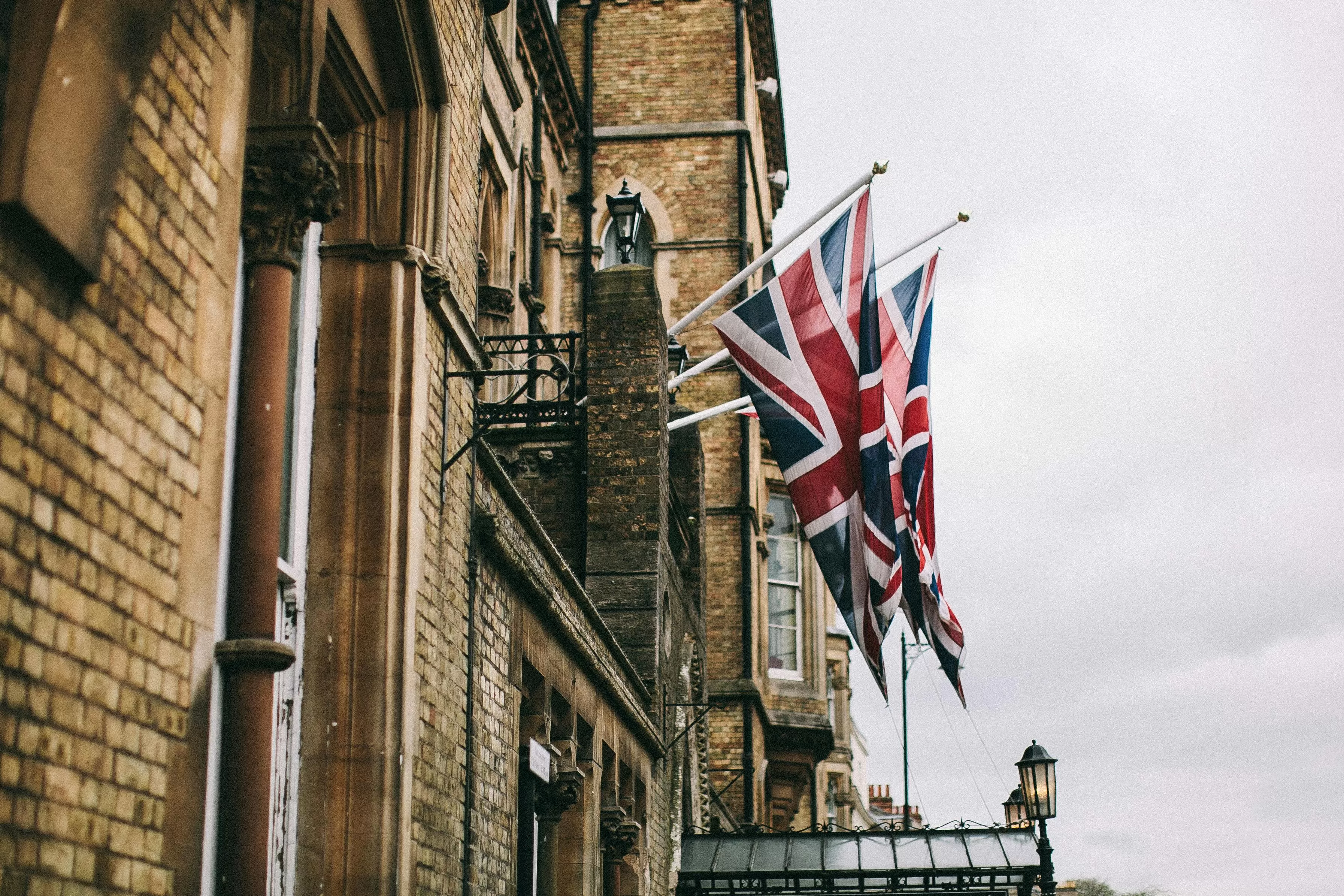 Guide to Selling a House in a Trust Before Death in the UK