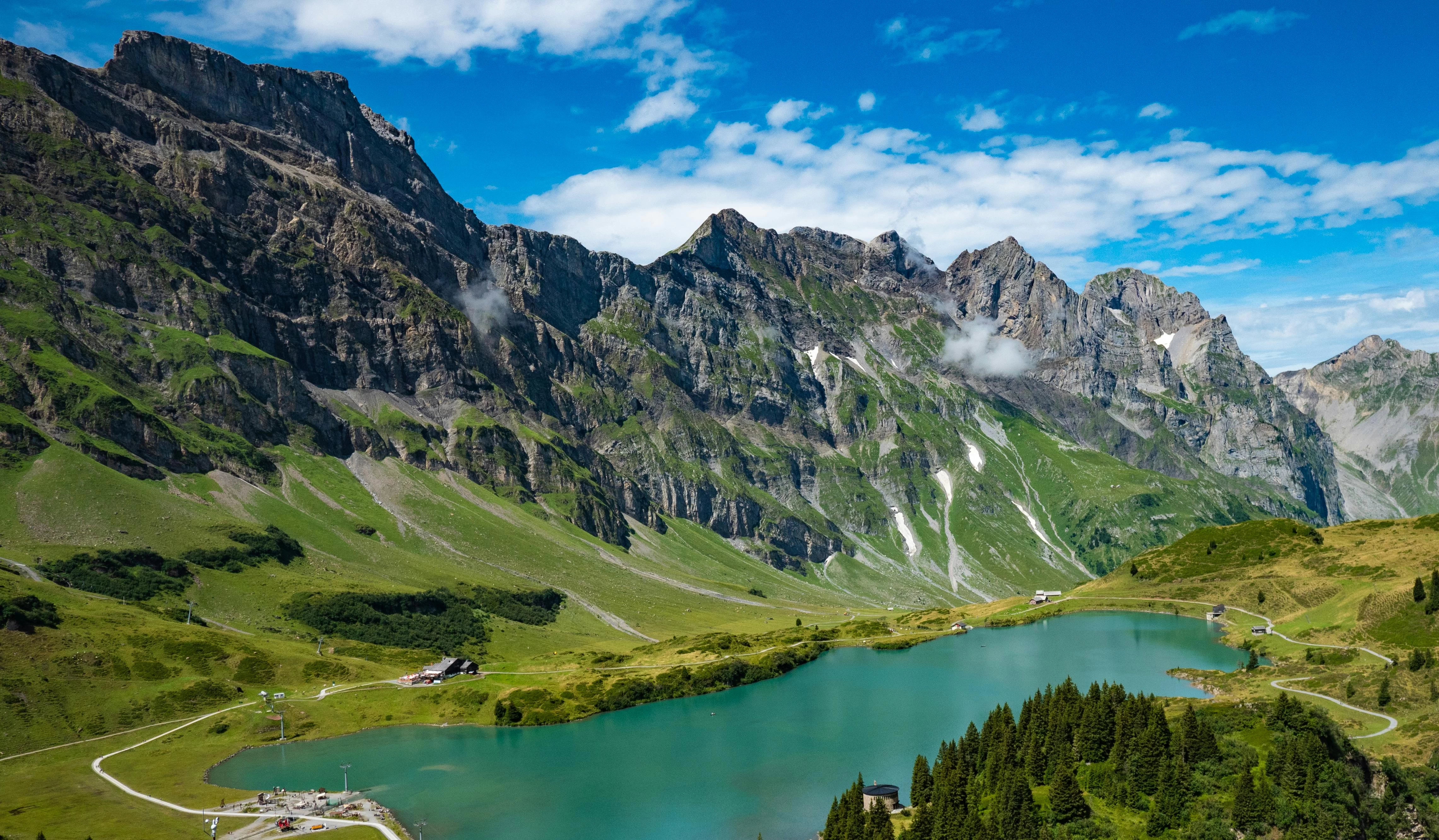 How to Buy a House in Switzerland: Foreign Buyer Rules, Taxes & Step-by-Step Guide