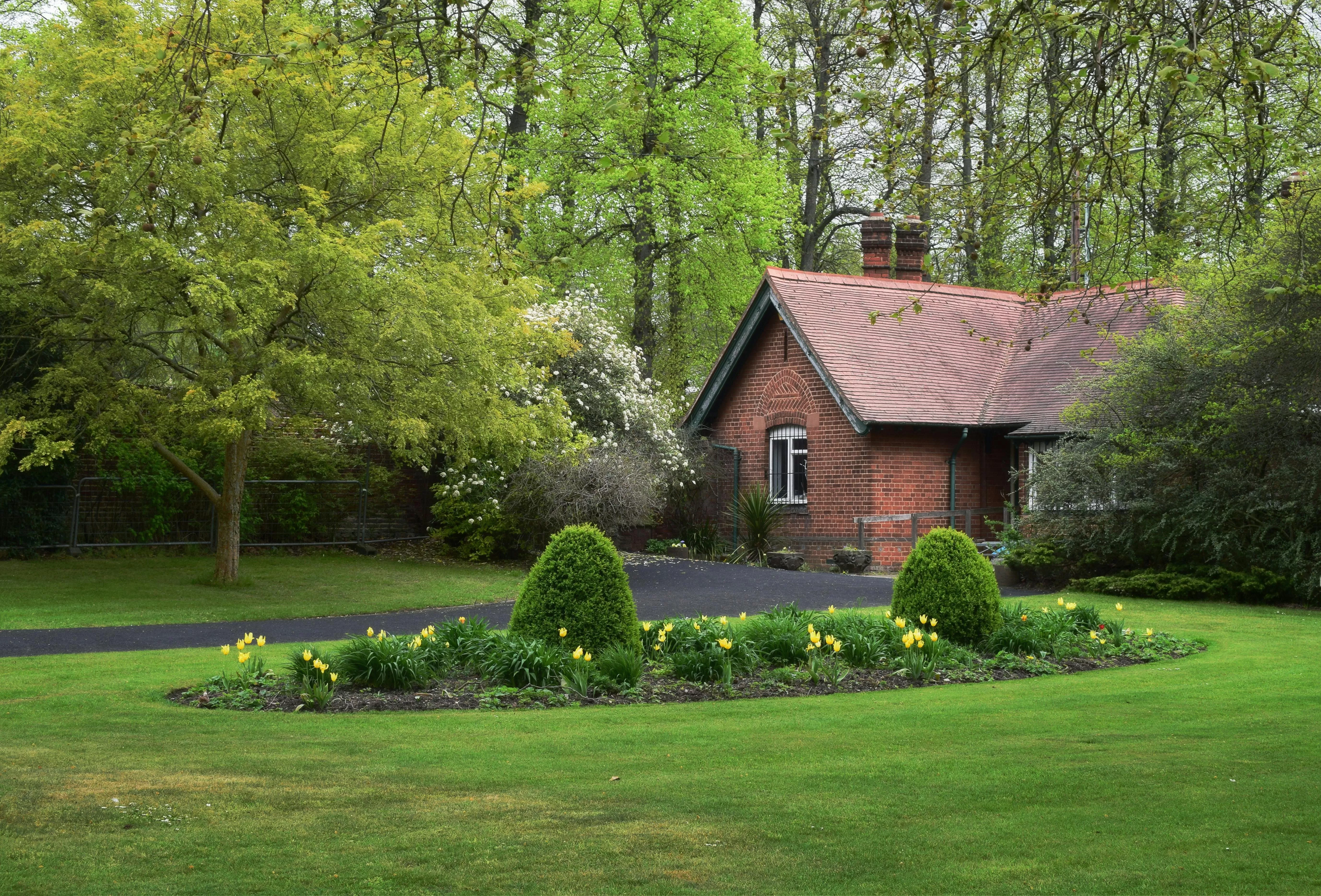 How to Buy a Property Outright in the UK?