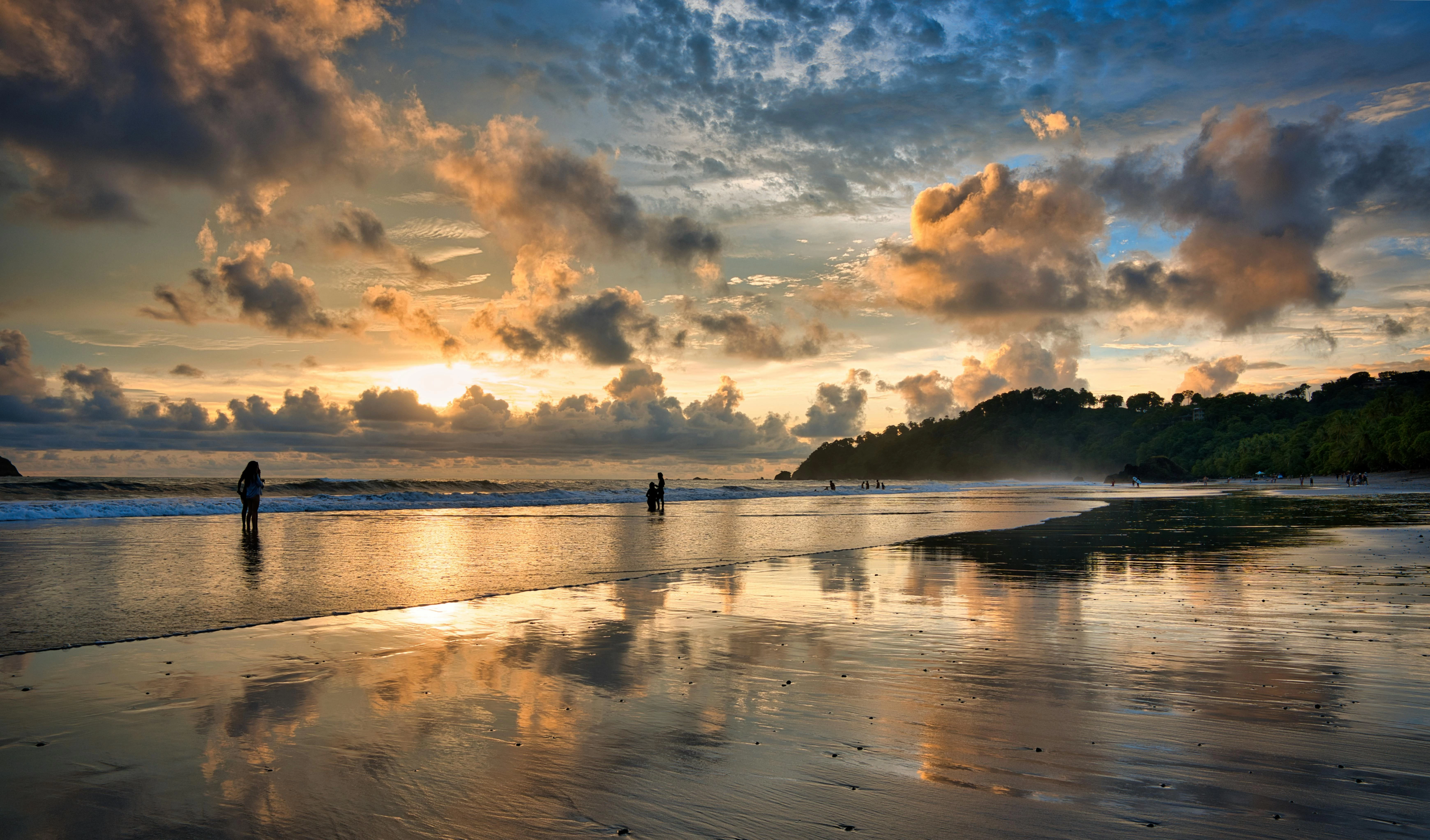Is Buying Property in Costa Rica a Good Investment? Pros, Cons & ROI Potential