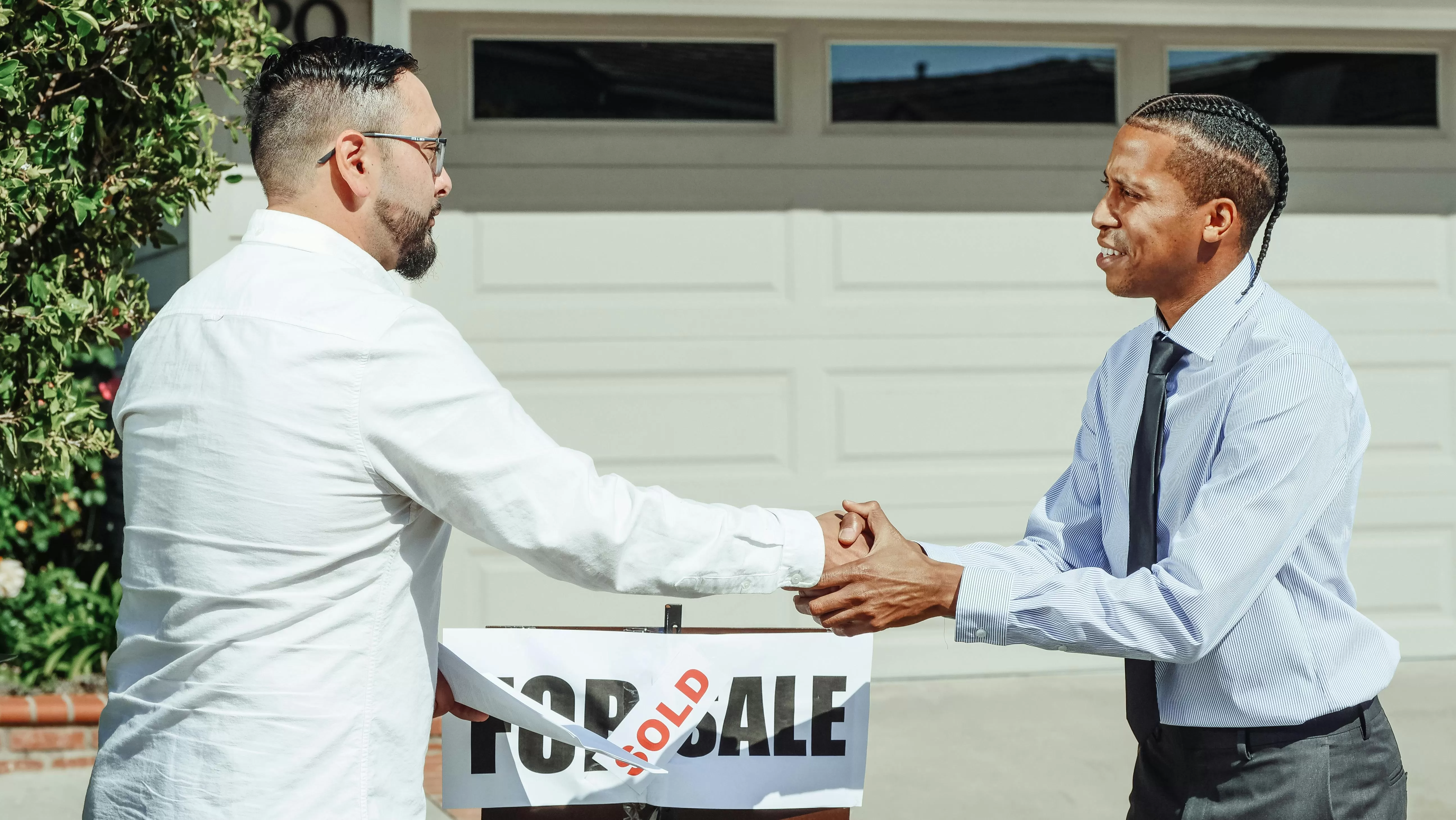 Promoting UK Real Estate to International Buyers via Affiliate Marketing