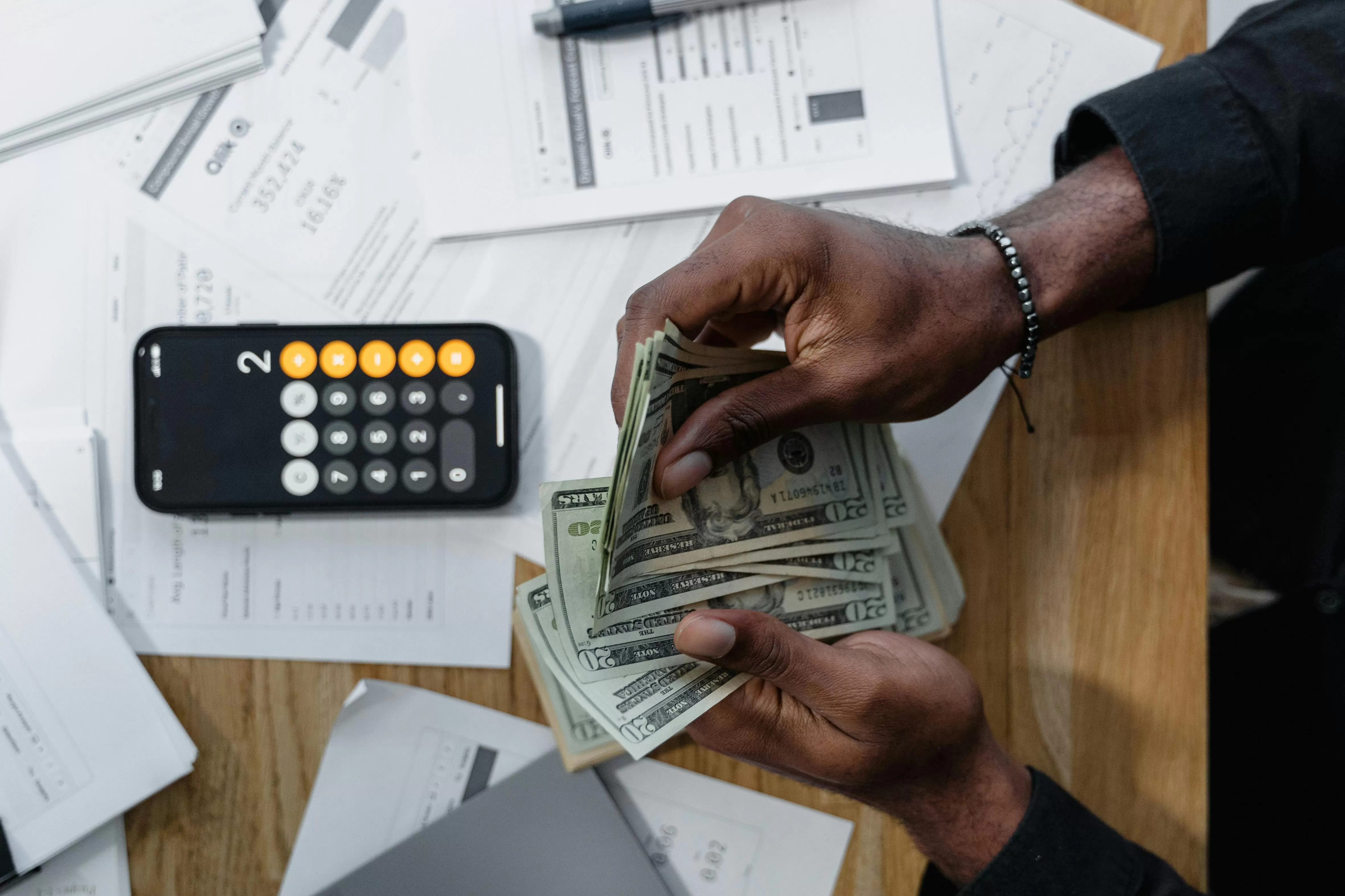 Rental Yield vs Capital Appreciation: Which Brings Better Returns?