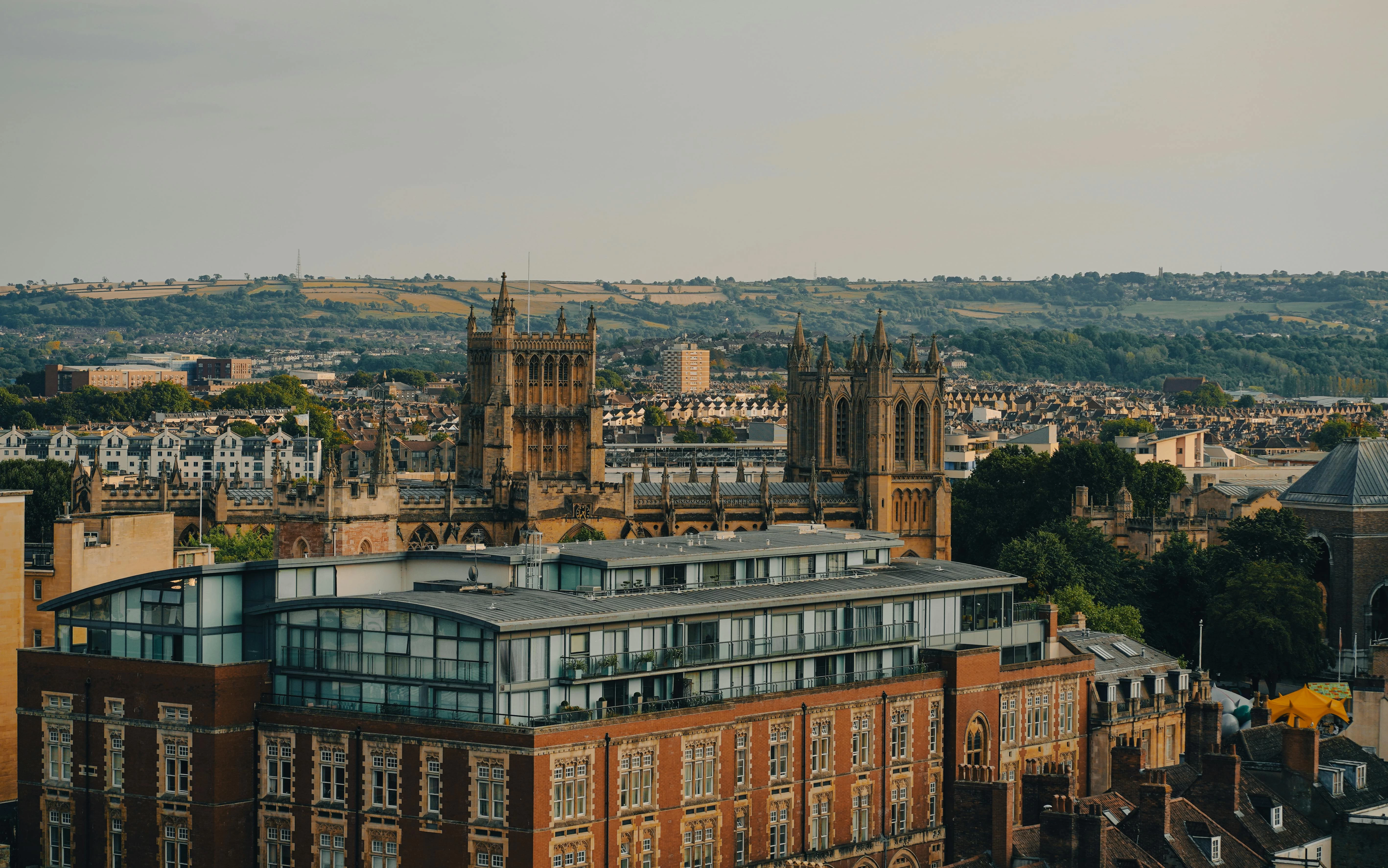 Rent-to-Buy Houses in Gloucestershire: Rural & Town Options Compared