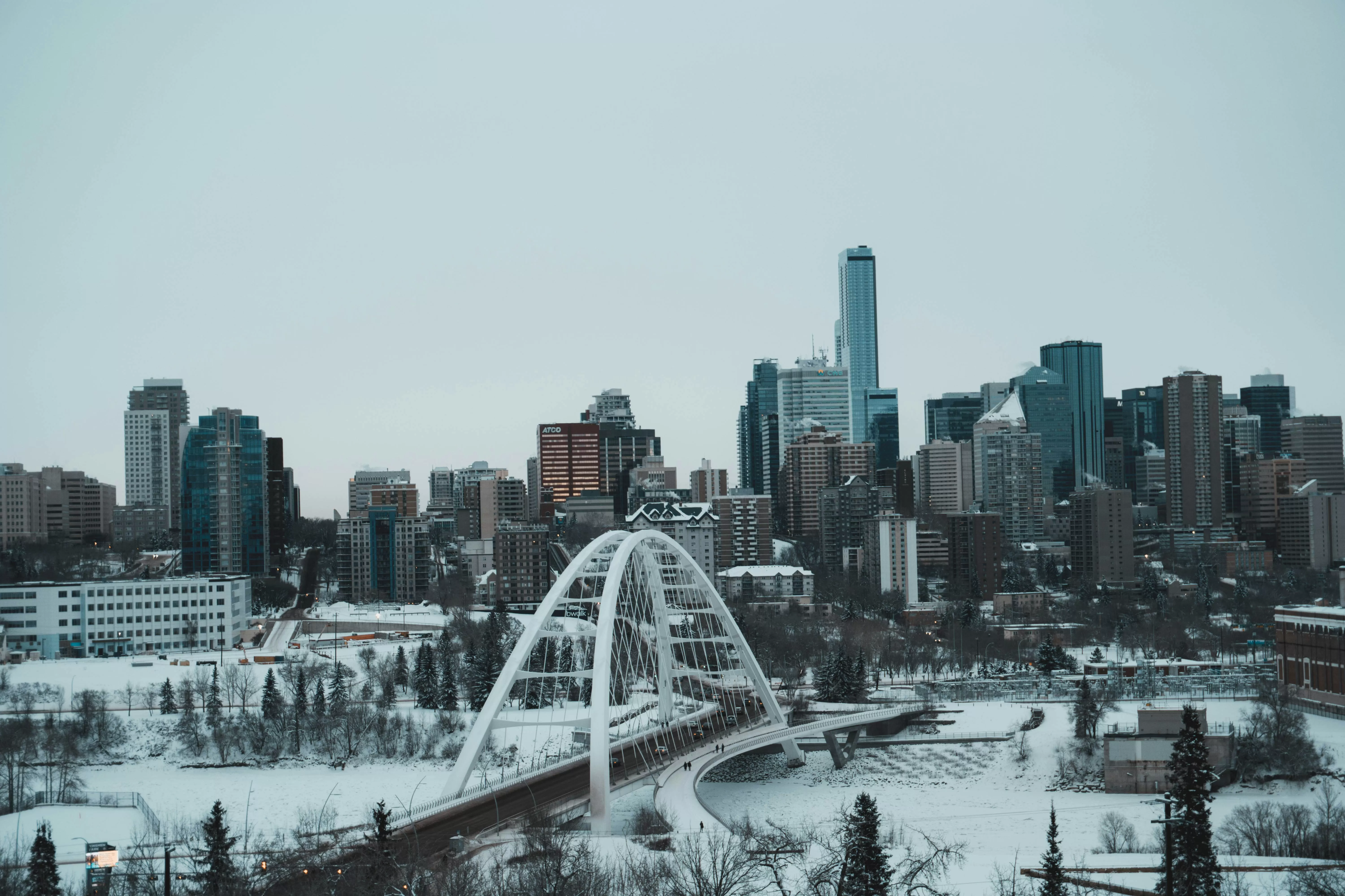 Selling a House in Edmonton: Step-by-Step Guide to a Successful Sale