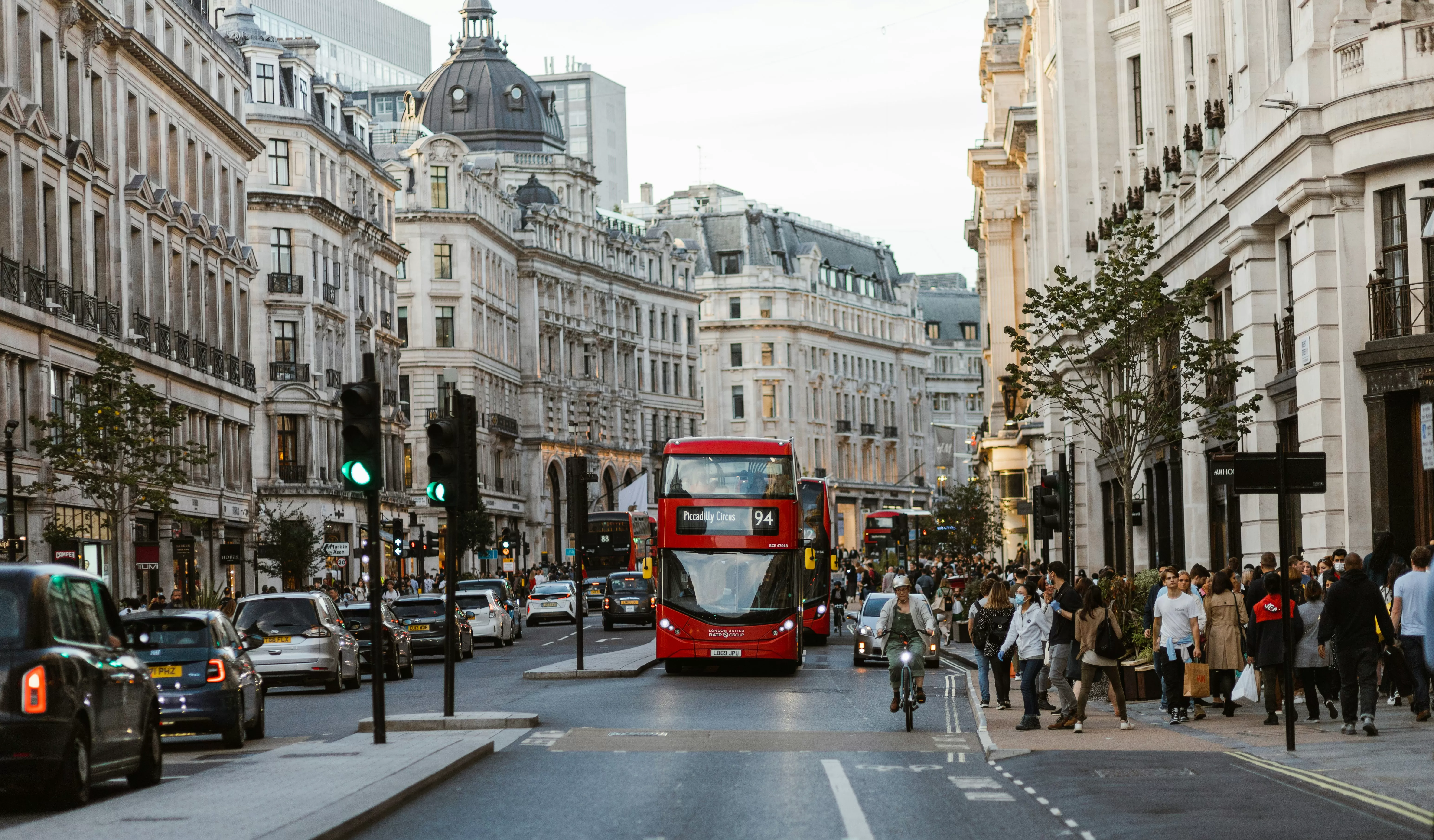 Should I Buy Property Now or Wait in the UK: Market Signals Buyers Should Watch