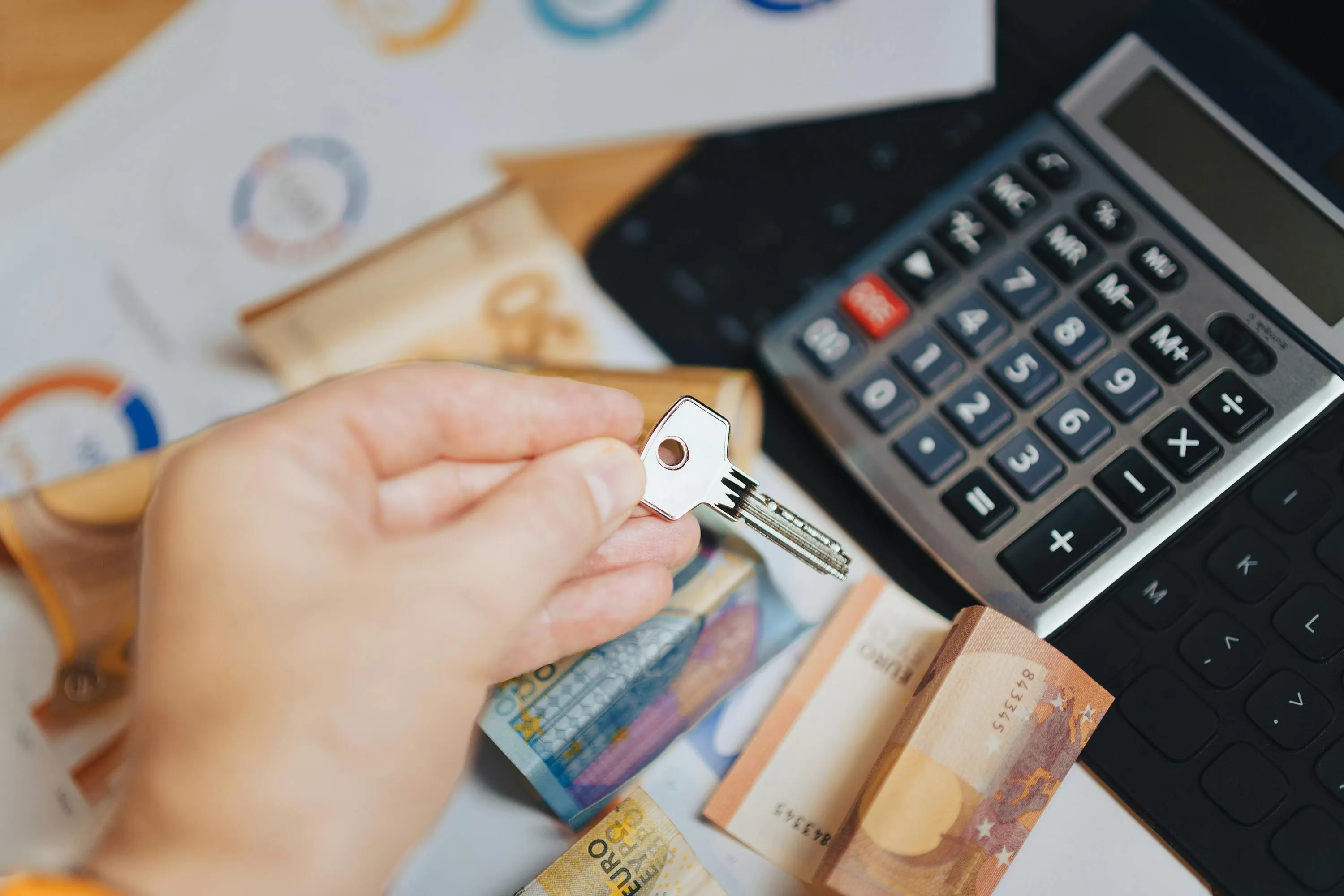 Why Commercial Property Insurance is Essential for UK Businesses?