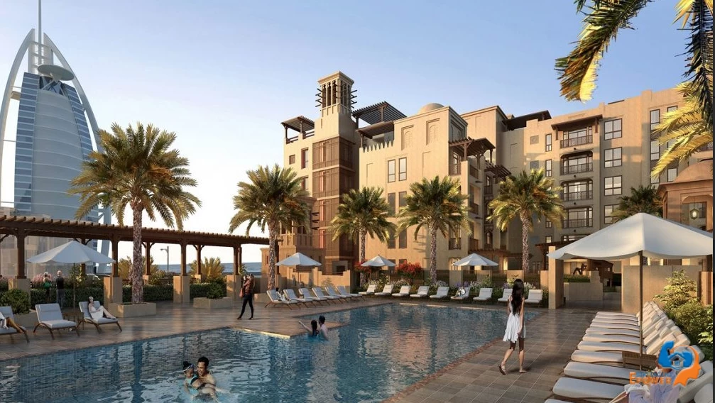 Your Cozy yet Spacious 2-BR Home in the Heart of Jumeirah